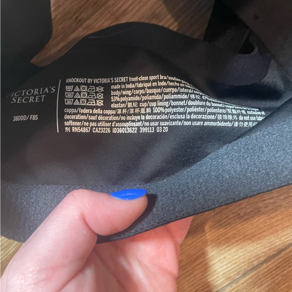 VSX Knockout Front-Close Sports Bra - Picture 7 of 7